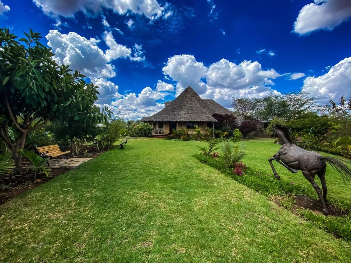 The Last Village Lodge Athi River ภายนอก รูปภาพ