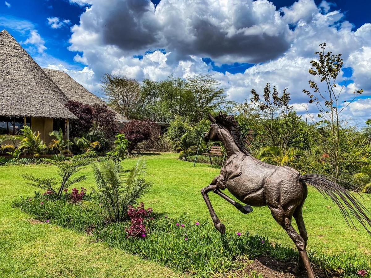The Last Village Lodge Athi River ภายนอก รูปภาพ