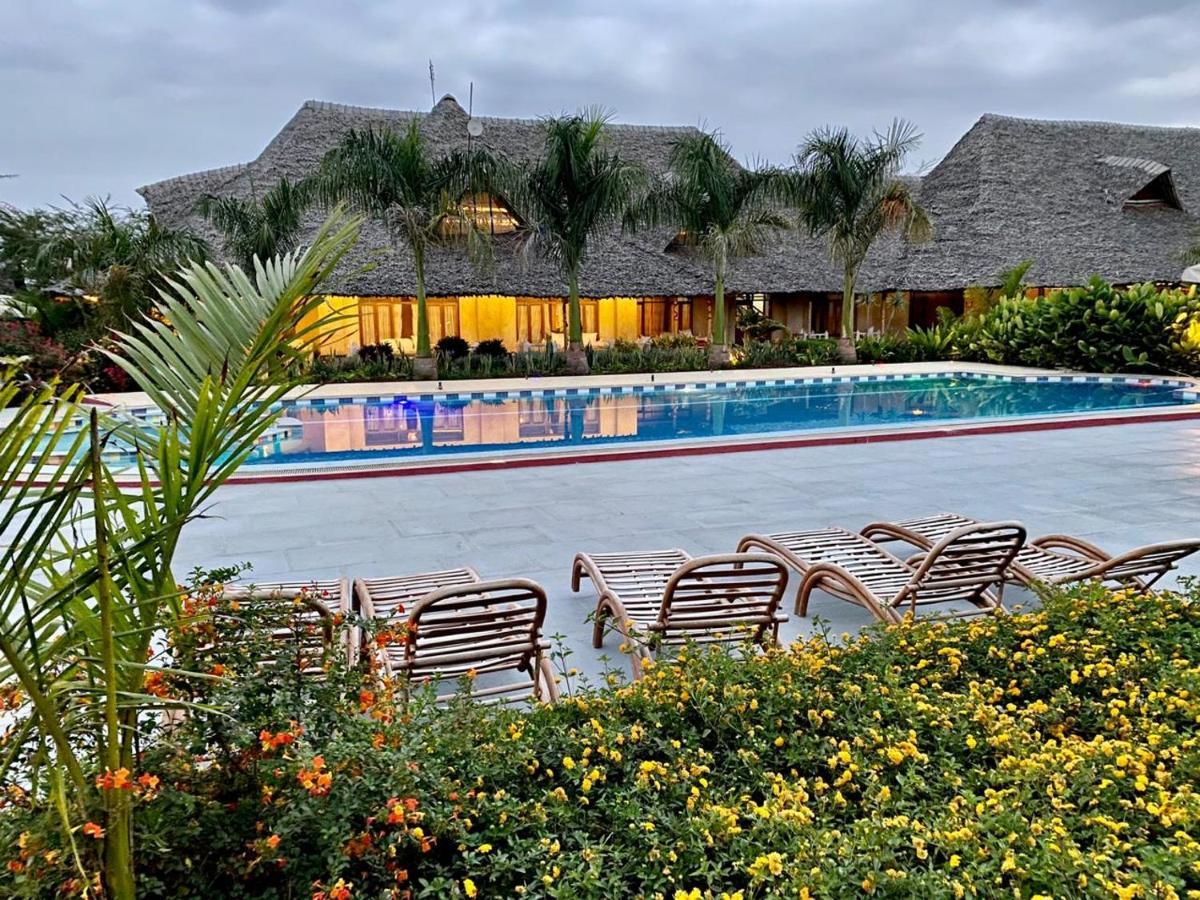 The Last Village Lodge Athi River ภายนอก รูปภาพ