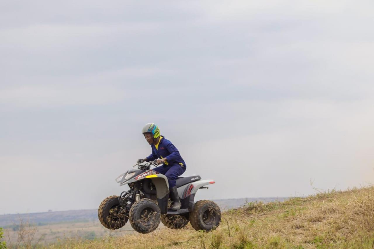 The Last Village Lodge Athi River ภายนอก รูปภาพ