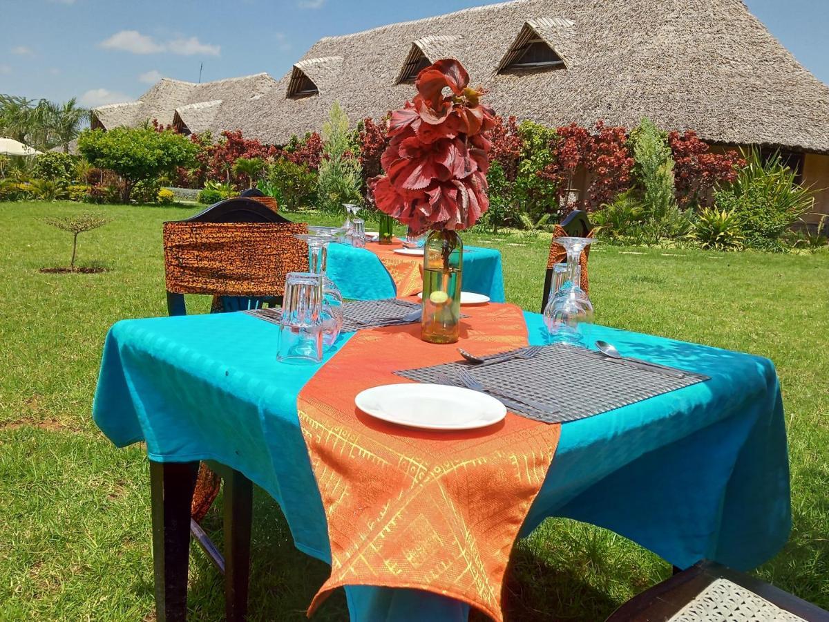 The Last Village Lodge Athi River ภายนอก รูปภาพ