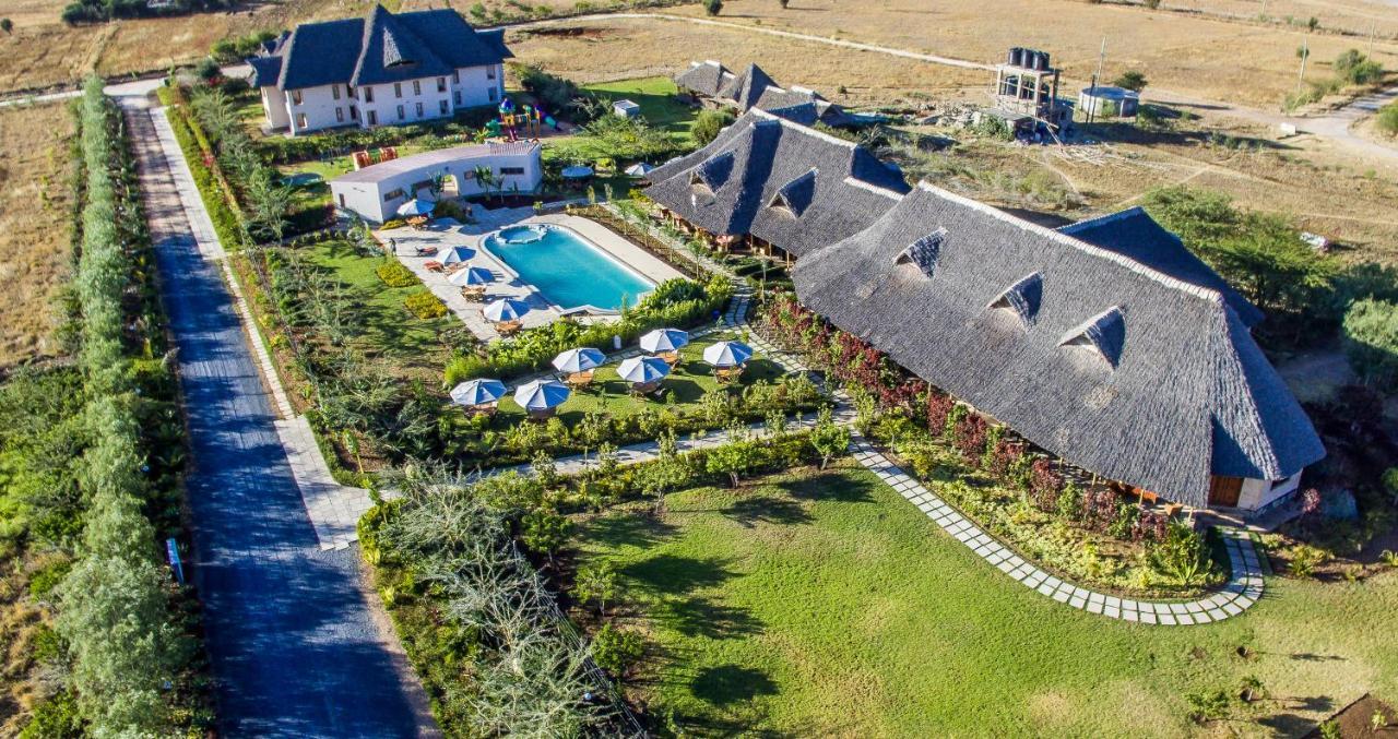 The Last Village Lodge Athi River ภายนอก รูปภาพ